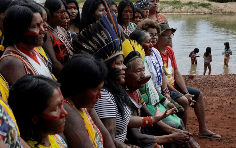 Pope backs indigenous in Amazon