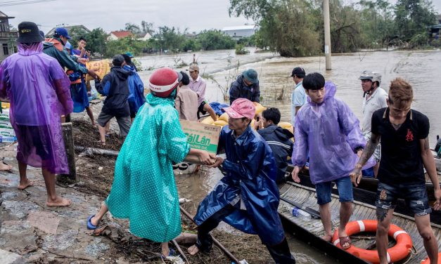 Vietnamese Dioceses Struggle to Help Victims of Major Floods