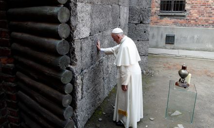 Pope: Failure to Remember Holocaust Will Lead World Down Same Path