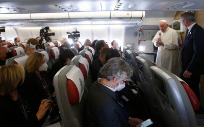 Returning From Iraq, Pope Talks About ‘Risks’ Taken on Trip