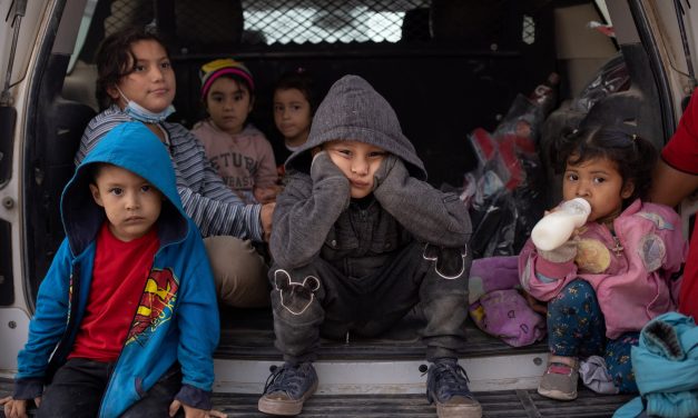 Unaccompanied Minors and Politics Mix at Border