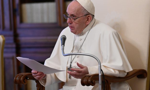 Christian Meditation Is Path to Christ, Pope Says