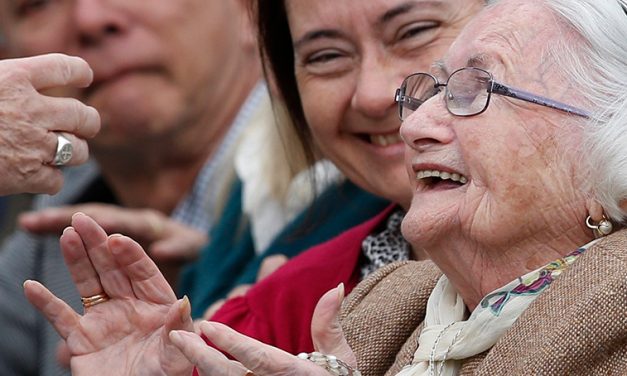 Grandparents, Elderly Provide Foundation for Future Generations, Pope Says