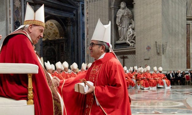 ‘Go Out to the World,’ Pope Says at Pallium Mass