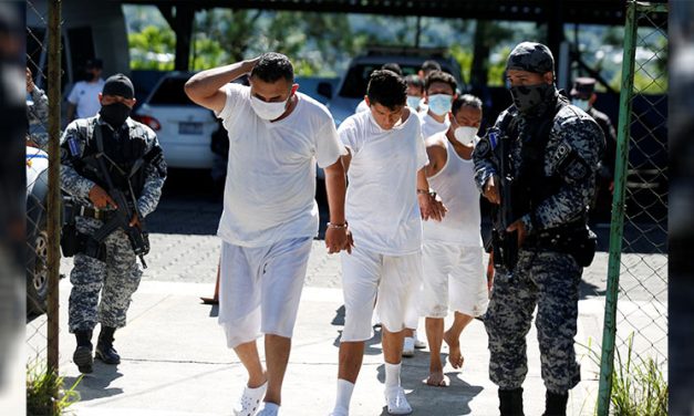 Army in El Salvador Detains Teenagers Indiscriminately