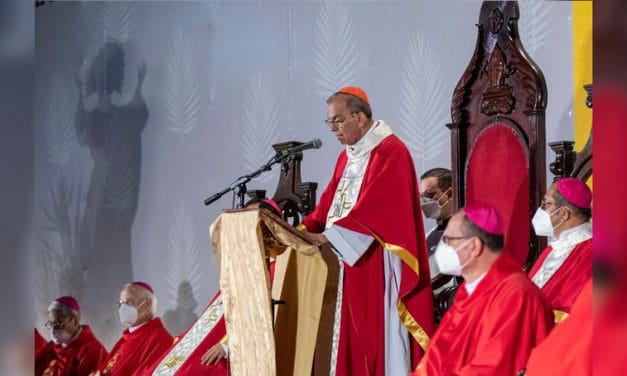 Salvadoran Cardinal Recalls Rough Seas of His Episcopacy, and St. Romero