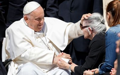 Pray at Pentecost for Courage to Evangelize, Pope Says