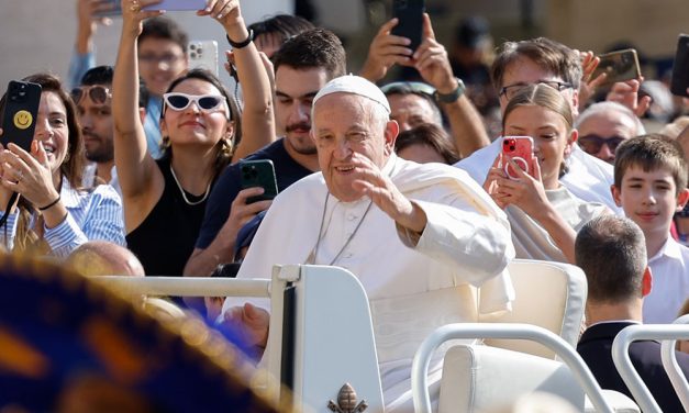 Look Inward to Resolve World’s Chaos, Pope Says
