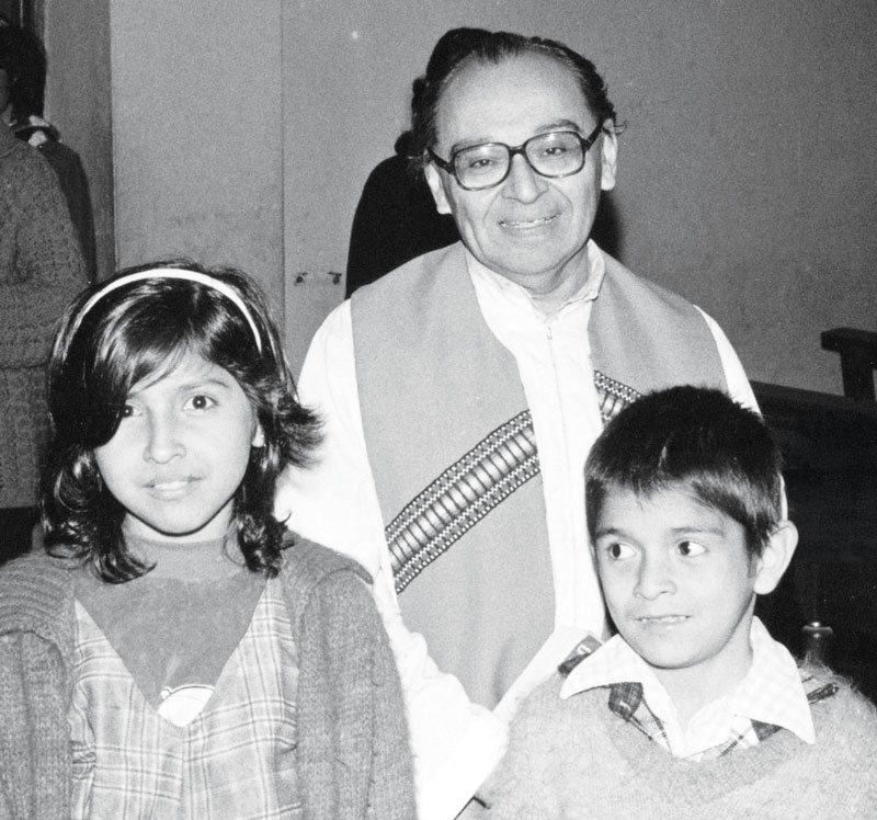 Father Gutiérrez’s theological starting point was his pastoral work with the poor. (Lawrence Rich/Maryknoll Mission Archives/Peru)