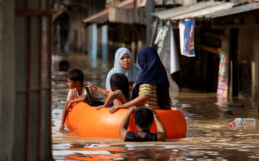 Typhoon Fung-wong Exits Philippines after Displacing 1.4 Million