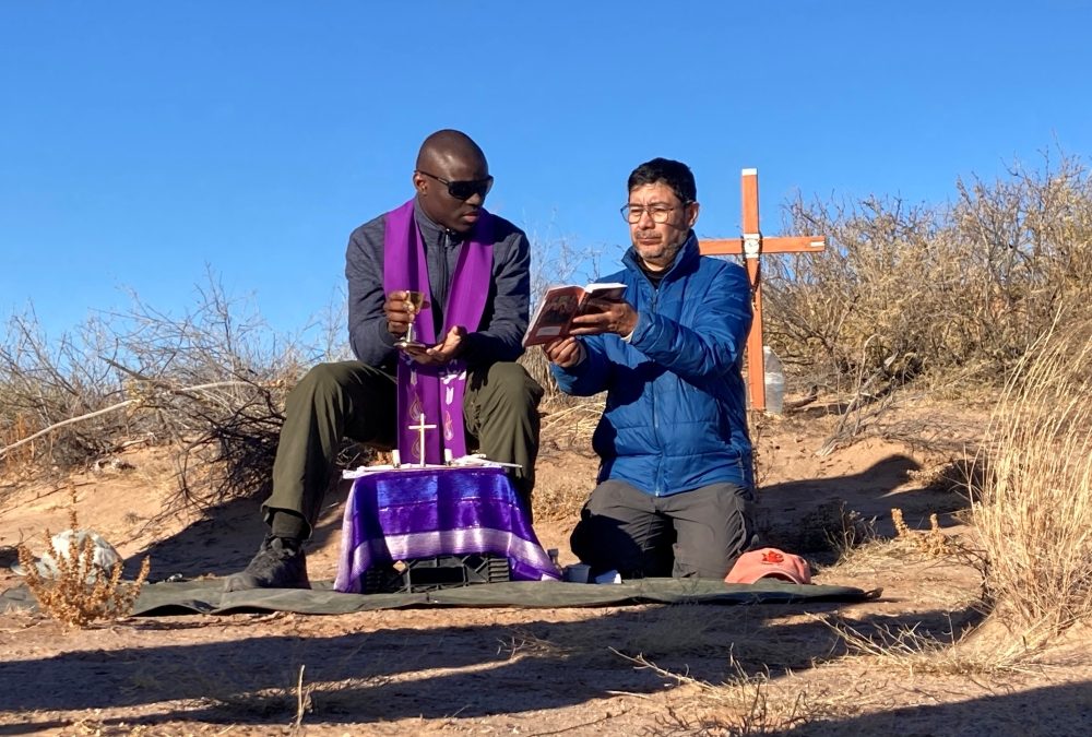 Catholic Search Party Finds Migrant Remains in Desert