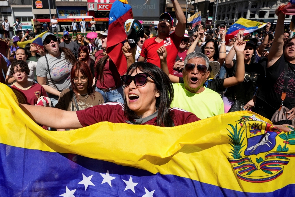 US Intervention in Venezuela Draws Mixed Reactions, Raises Concerns