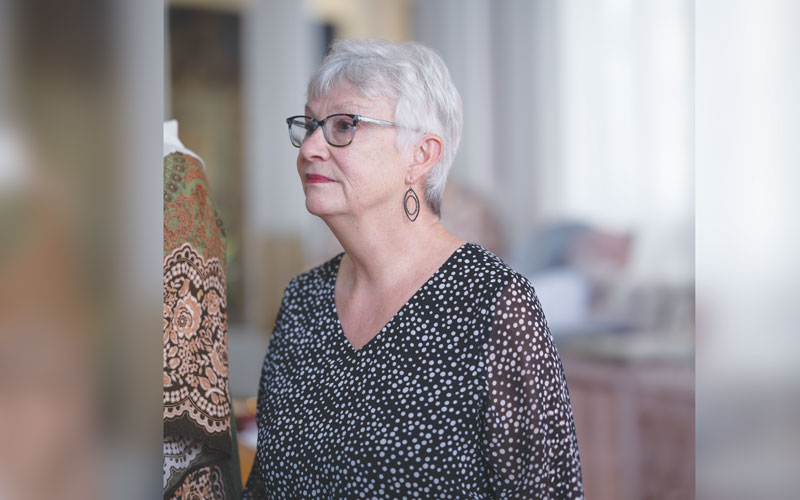 Candidate Dorothy Ritter, assigned to Kenya, looks on during the liturgy. (José García/U.S.)