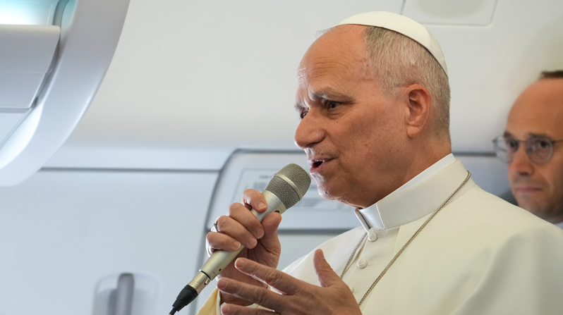 Pope Leo Responds to Trump: ‘Blessed Are the Peacemakers’